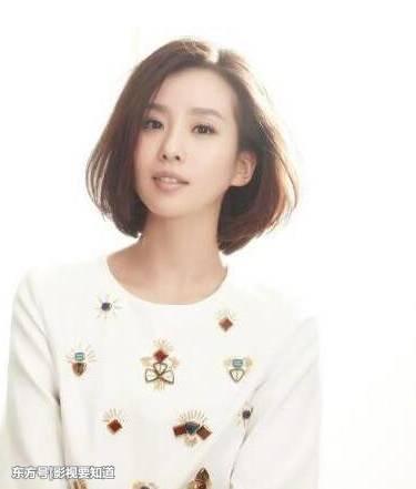 相比赵丽颖的时装漂亮，感觉刘诗诗的简约更接地气，你的观点是啥