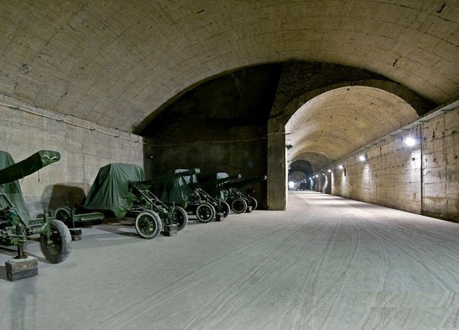  #防御#中国超级地下城市：总面积达10.4万平方米，可防御100吨氢