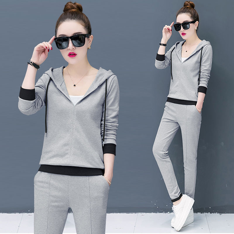 太年轻了，难怪老婆不穿裙子了，打开衣柜全是这样的“卫衣”