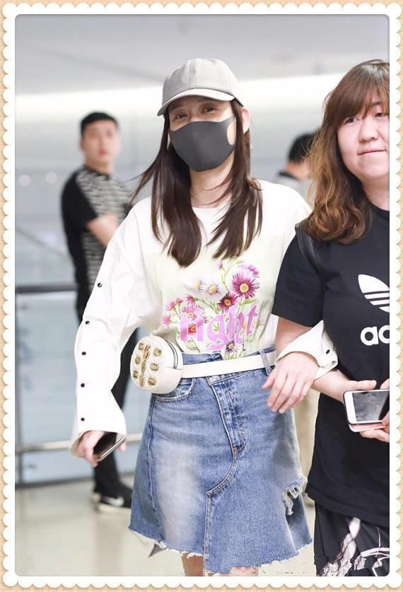 86斤唐嫣和106斤陈乔恩同穿牛仔裙，网友:苗条输给了微胖