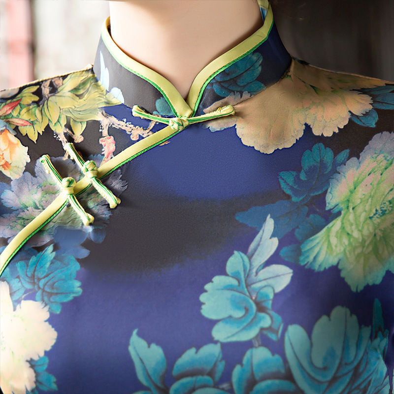 一不小心发现，比连衣裙好看万倍的“旗袍”，国色天香女人味