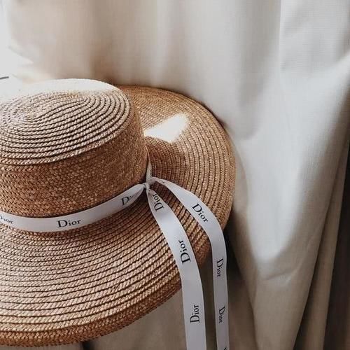 【少女】不能扔！Chanel、Dior 包装丝带除了绑头发外，还可以这样用！