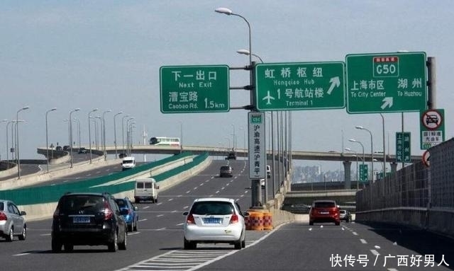  「样一来」为什么汽车在年审的时候，不直接给每个车主发ETC卡？