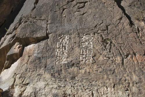 中国这座大桥不许停车不许拍照，战士融进水泥里，常年有官兵驻守