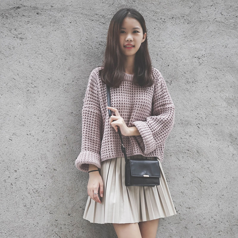 刚上新的“小香风套装”，衬气质显瘦美，矮个子穿超显高