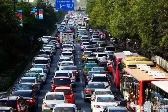 漫天谣言后 谈谈我支持西安汽车限购的原因