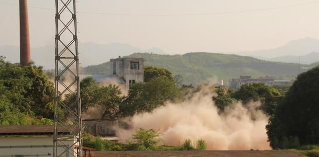 广西一神秘军企，生产军用炸药，副总受贿获刑，旧车间被爆破拆除