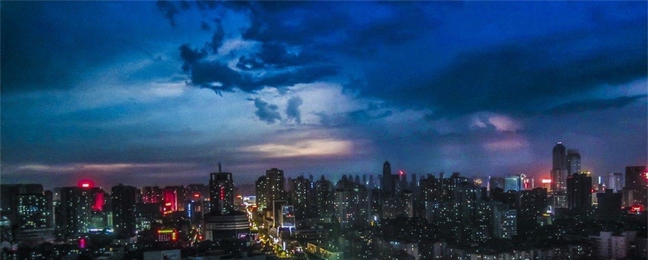  唯一■我国唯一一座整体搬迁的城市, 如今是特大城市, 有望升为