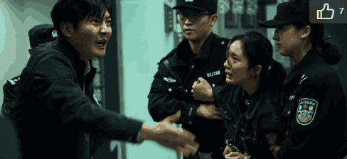 杨幂被特约爆出猛料, 引全网争论骂战, 网友: 不能原谅