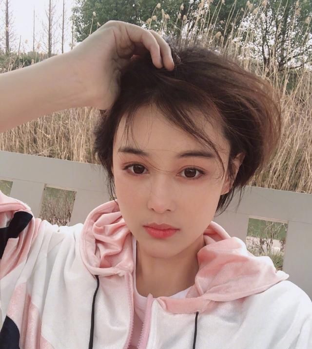 「蛋糕」110斤的张馨予“啪啪打脸”？减肥狂吃高热量甜食，体重再次放飞