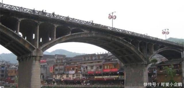  「桥梁」中国50年前建的大桥, 洪水地震都没摧毁, 普通炸药都炸