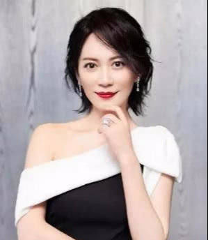  「女人」奔四奔五的女人，尽量别弄这“3种”发型，老气横秋不说，还伤发
