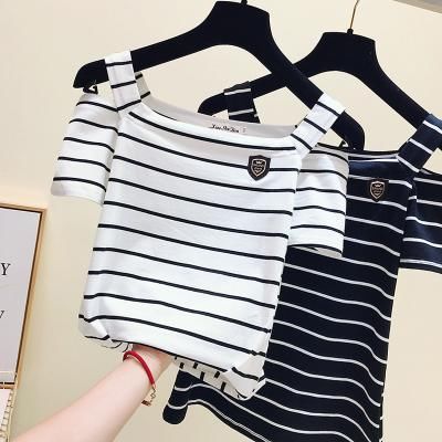 女人可以不漂亮,但是一定要有女人味,穿上这几款让你变最美女人