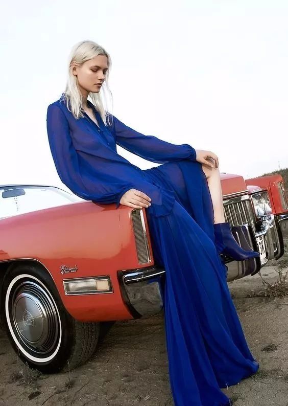 2018年初秋，“琉璃蓝色”必火!