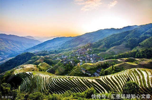 广西自治区划分为6区11县的3线城市,享“东方神果之乡”之称