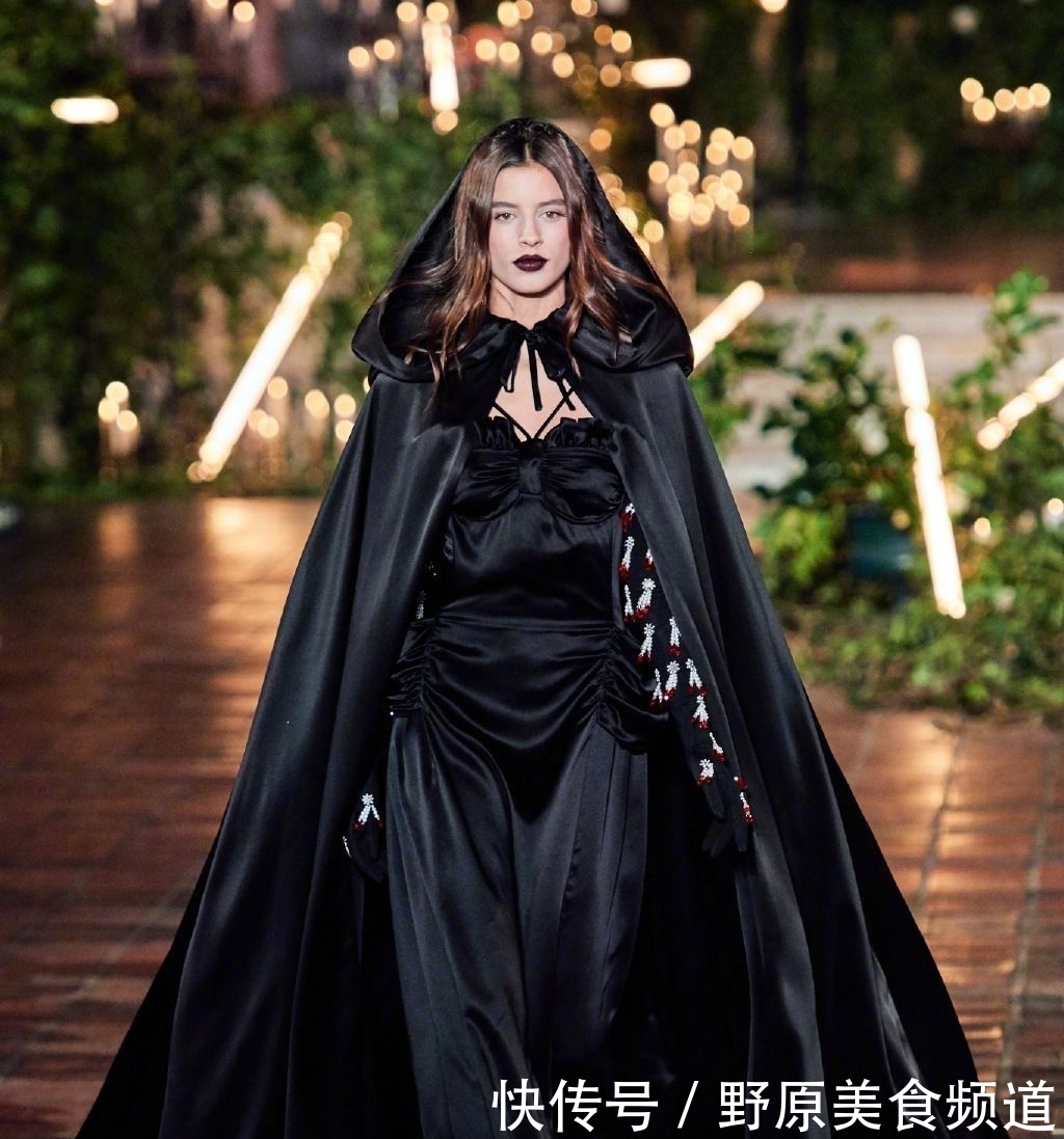  「感觉」Rodarte 2020秋冬系列，经典吸血时尚又复古，复古黑暗且不失浪漫