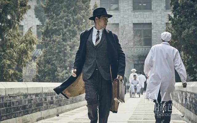 《邪不压正》，用戏服带你走入姜文“讲究才是根本”的民国时代