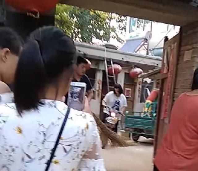 朱之文女儿体重蹿升,婆家要求必须减肥才结婚,网友:胖的没眼看