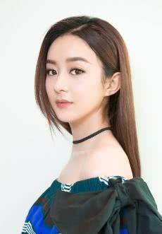  「要被告」赵丽颖依法维护名誉权，胜诉却没有索赔，以德报怨实属难得！