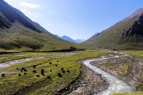 北边百花南青石，祁连苍茫画秋颜--祁连山穿越