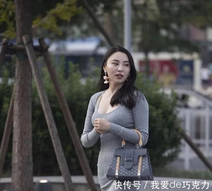  「美女」身材气质，可不是一朝一夕能出来的