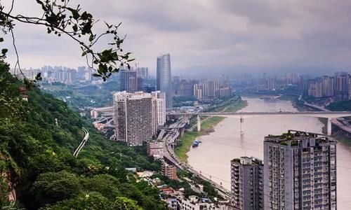  「唯一」中国唯一人口破3千万的城市，没有禁摩令，反被称为摩托