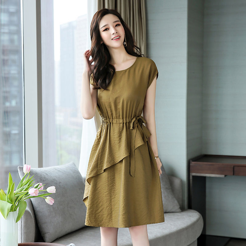 天哪!这么高档的真丝裙一件只要几十，嫂子一口气买三件，太值了