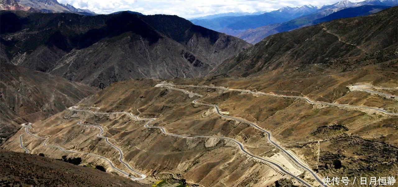 中国禁止外国人踏足的路，国人也得出示身份证，还设有很多检查站