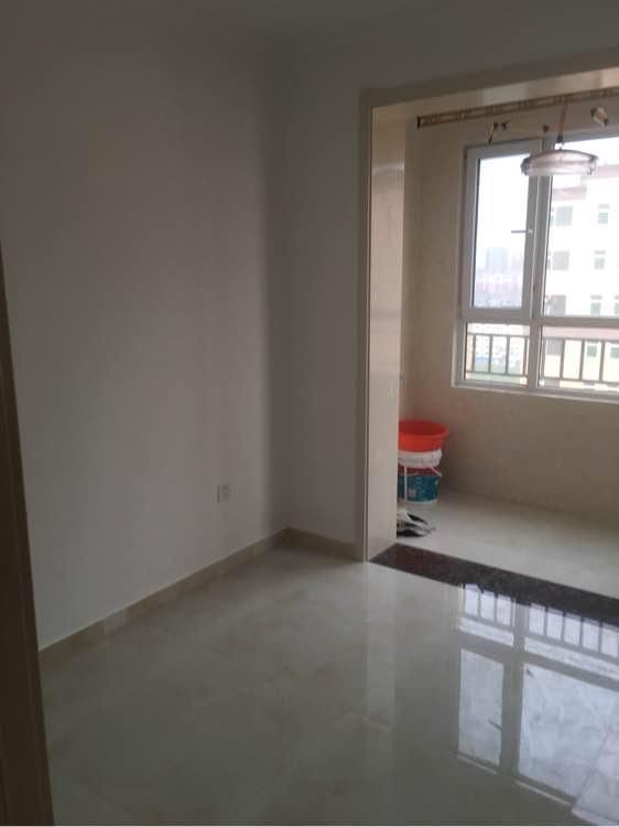 没钱装修,新房就只能这样简简单单装修,花费5