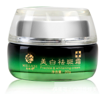  [摆在]超市5种“不起眼”护肤品，价格低摆在货架倒三层，却是良心货！