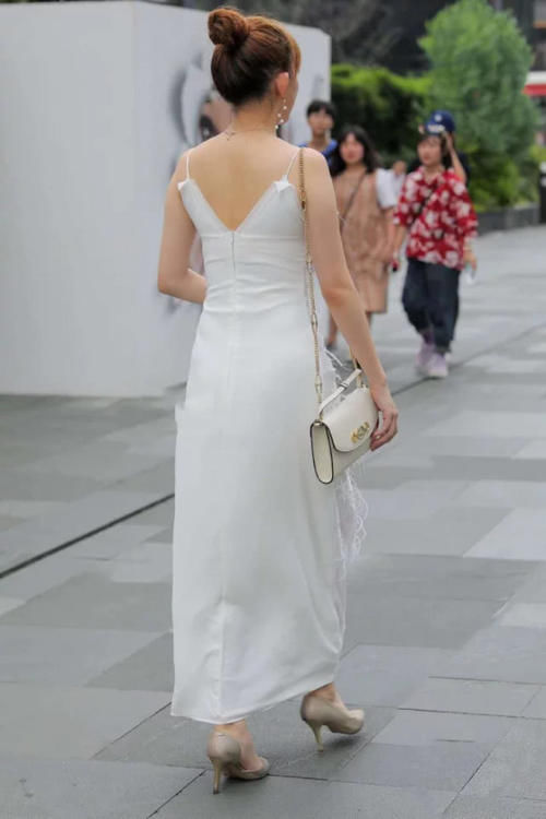  「女性」性感时尚的知性连衣裙美女，释放出女性迷人的魅力