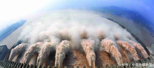 修建三峡大坝时, 如何截断长江急流 截流技术获国家一等奖
