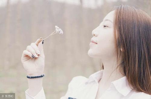 拿着回忆的行李箱,走向没有你的地方