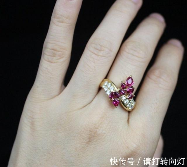  「碰到」买黄金戒指时，提前声明“3不要”，柜台专员一听碰到行家了！