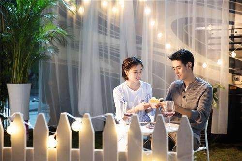 阚清子也太惨了吧!纪凌尘和王艺都忙着否认“出轨”，她却在朋友