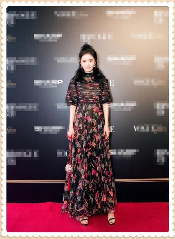 26岁古力娜扎还似少女，32岁杨幂已成大妈，整容脸果然经不起考验