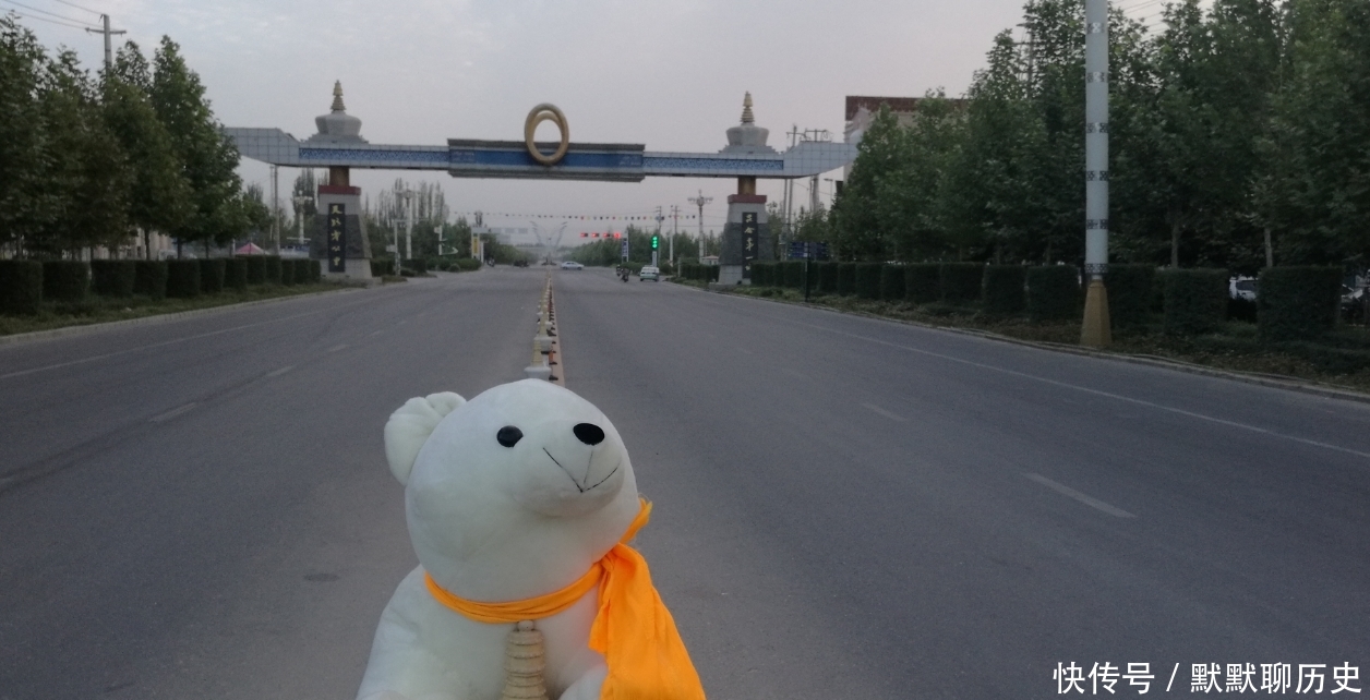 天路零公里出发,一小时海拔升高3000米,昆仑山脸色好严肃