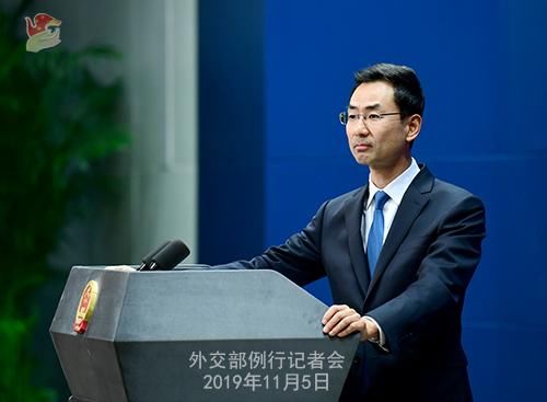  【外媒】外媒记者连提三问关注林郑月娥赴京 耿爽机智回应四两拨