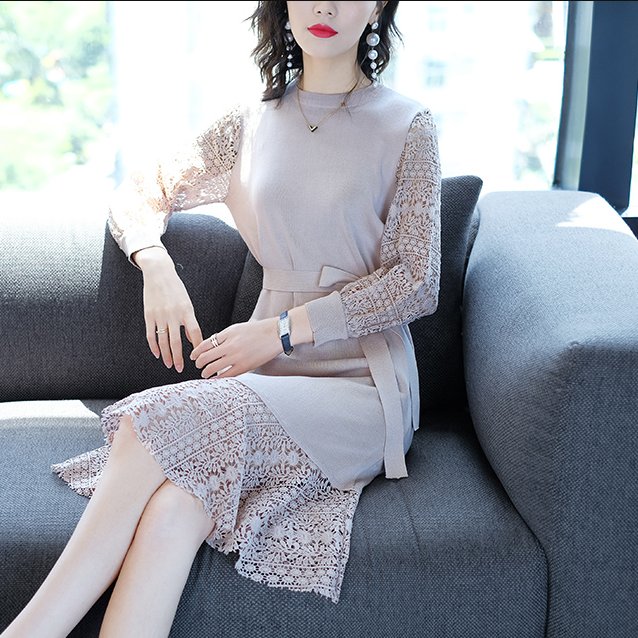 媳妇，别再穿黑裤子了，国庆流行穿这种连衣裙，件件美丽动人