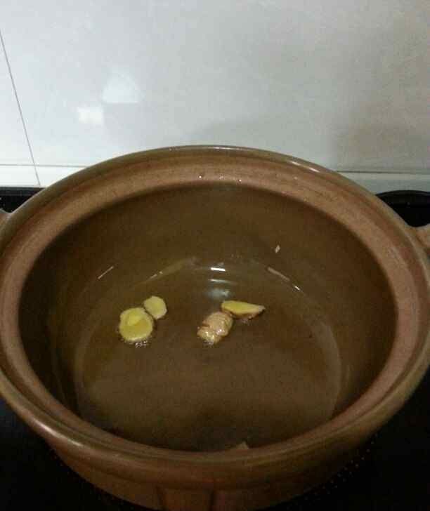  #潮汕#潮汕春菜豆酱煲排骨，香滑入味做法简单