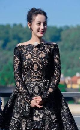 “蜂腰”杨颖VS“蚂蚁腰”迪丽热巴，这次我赌baby赢！