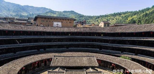 中国唯一以“龙”字命名的地级市，被国家定为高铁枢纽中心城