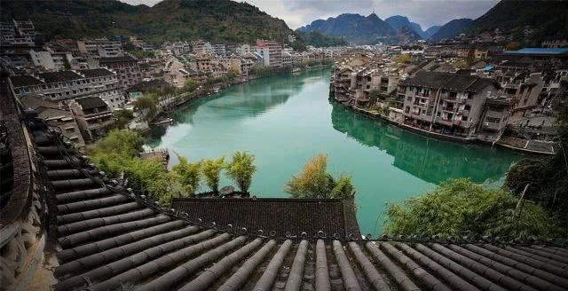 我国最美的一座古镇,被誉为“东方的威尼斯”,你知道是哪吗?