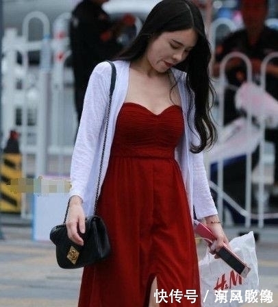  气质：气质的街拍：年轻自信的美女，穿出独特的气质感