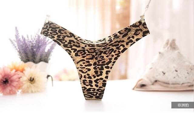 哇塞，现在女生内内想不吸人眼球都难，不捂不热，轻松穿出女神范