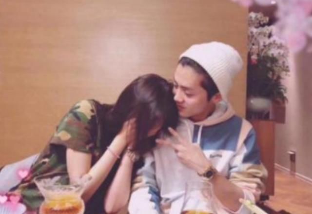 卓伟爆出在校女星怀孕,王思聪回应:半年必分手