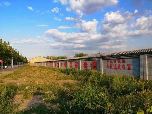 走进被摘牌后的乔家大院：乔家堡村被夷为平地，景区营建思路并未