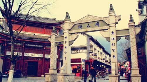 三亚旅游市场陷入低迷,这2个城市,谁又会成为三亚“第二”?