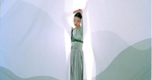  [服饰]花木兰品牌联名囊括服饰妆发，但要说“霸气”，我还是最服它