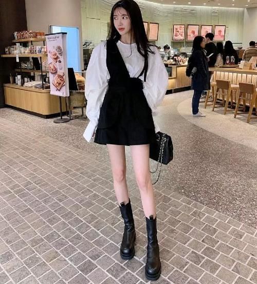  「衬衫叠穿」衬衫升级了！这么叠穿，好看又高级！